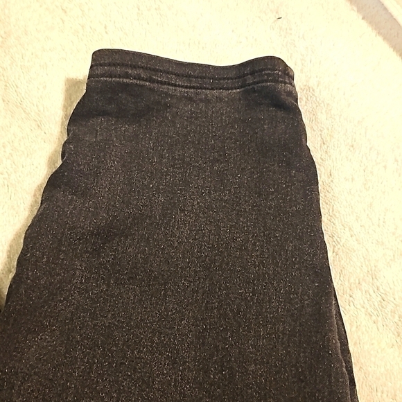 Amazon Distressed Black Pull on pants. Gently worn 1X - Picture 7 of 8